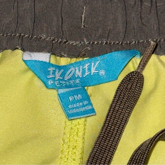 Ikonik 2 in 1 Athletic Running Shorts Women’s Size Petite Medium - Picture 3 of 6